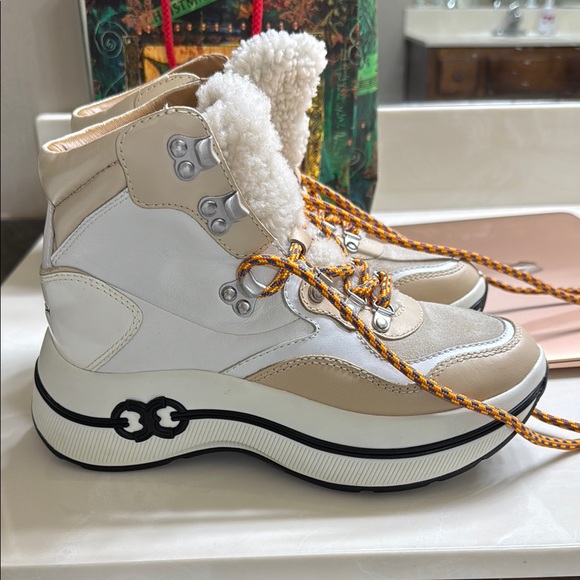 Tory Burch Shoes - Tory Burch Boots
Cream and White Winter Rain Boots